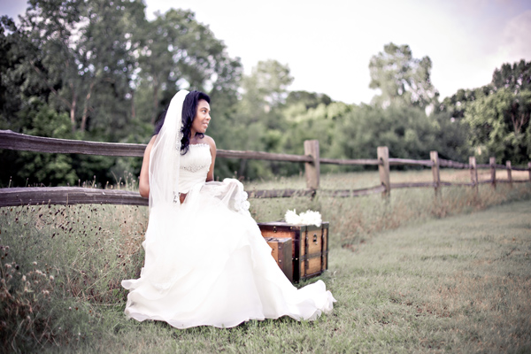 06-dallas-austin-wedding-photographer-bridal-photos-monica-by-ivy-weddings