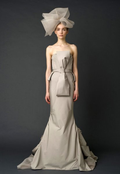 verawang_spring2012_bridalmarket022