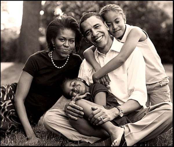 obama_family_photo