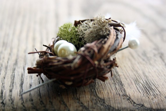 LOVE NEST BOUTONNIERE