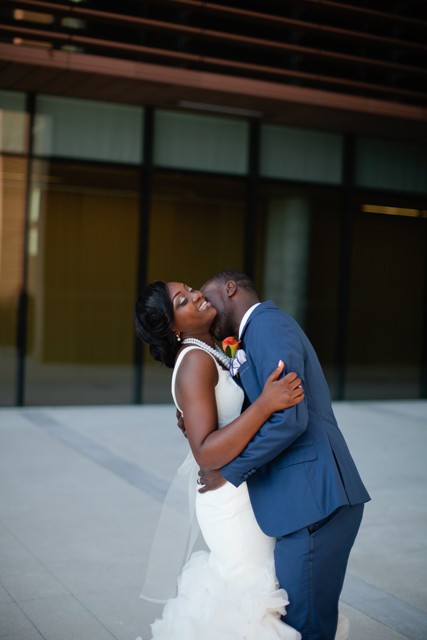 Diane_Kwaku_Samantha_Clarke_Photography_TheVenetianBanquetHallWeddingTorontoPhotographer3606_low