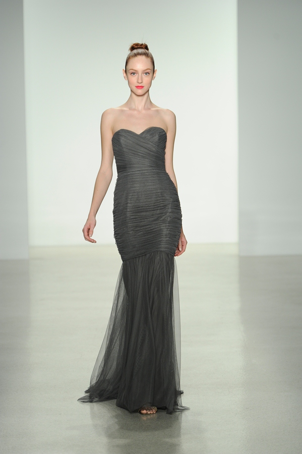 G832U Charcoal