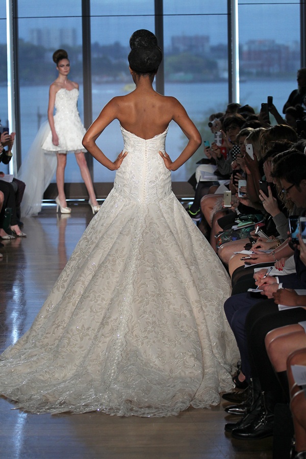 OCTOBER2013 NEW YORK BRIDAL FASHION WEEK