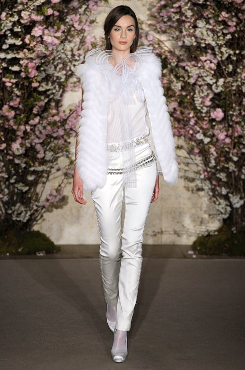 oscar de la renta pants suit 2