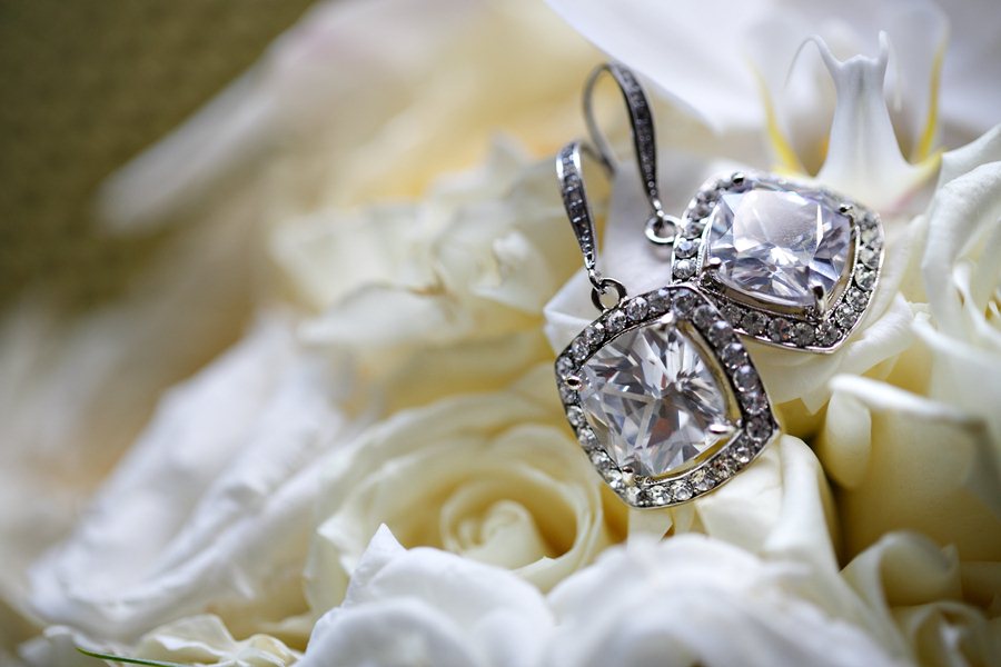Brown_BridalDetails_006