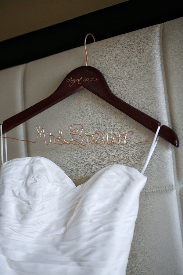 Brown_BridalDetails_052