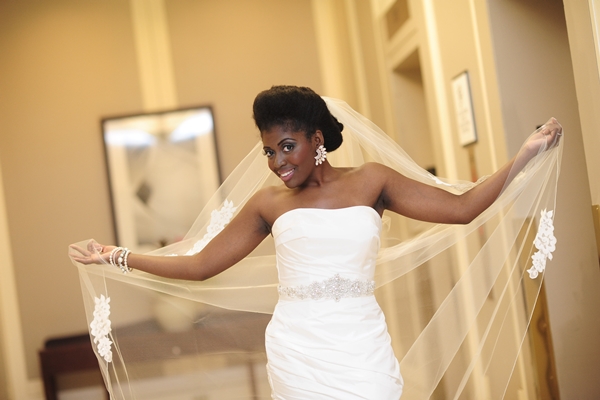CharlotteSholaWhite0387