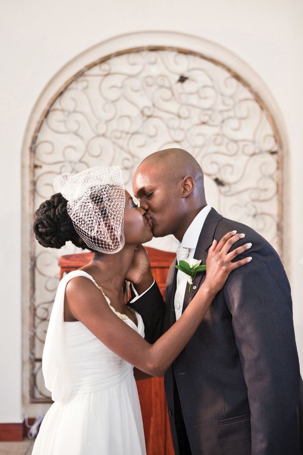 Real {South African} Wedding Inspiration by Kiekie Photography - Munaluchi Bridal Magazine