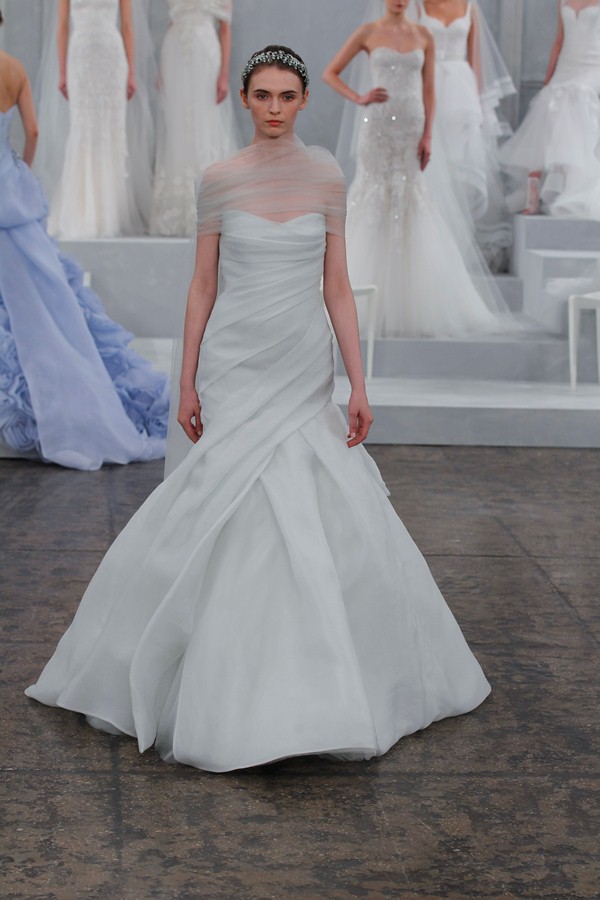 MONIQUE LHUILLIER BRIDAL