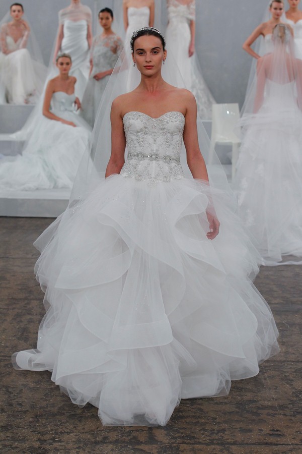 MONIQUE LHUILLIER BRIDAL