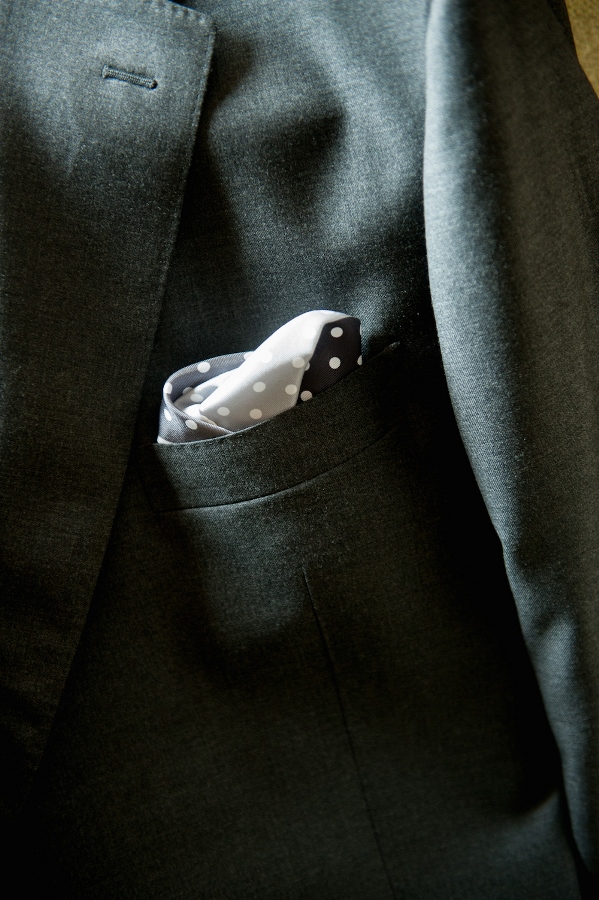 02_LindsayMarcus_Suit_PocketSquare