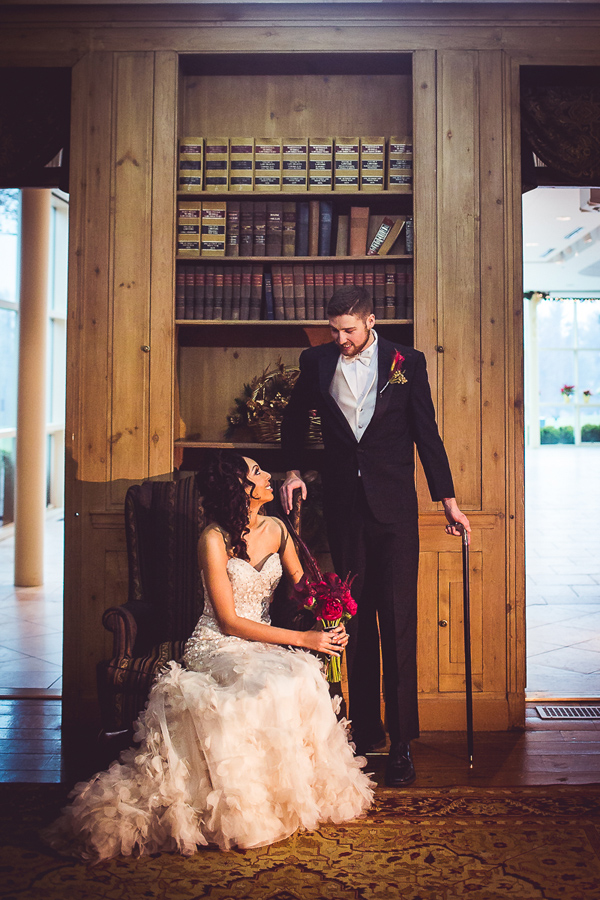 new-years-eve-masquerade-marsala-wedding-ideas-munaluchi-judaavenue-064