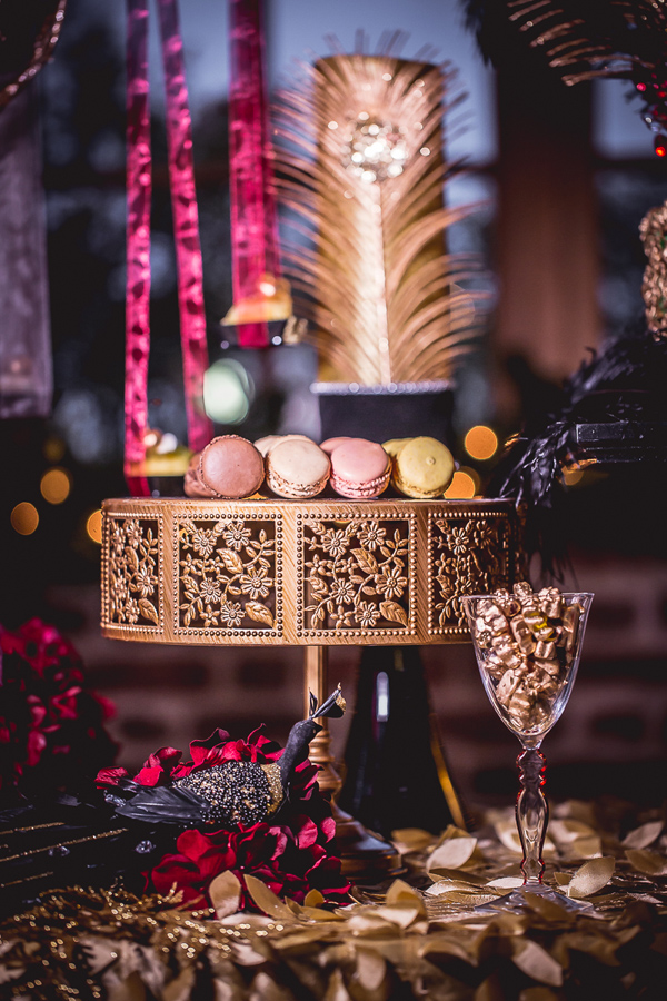 new-years-eve-masquerade-marsala-wedding-ideas-munaluchi-judaavenue-149