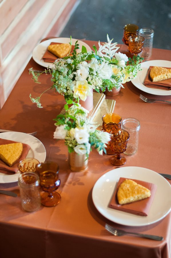 styled_shoot_barn_decor_a_monique_affair02