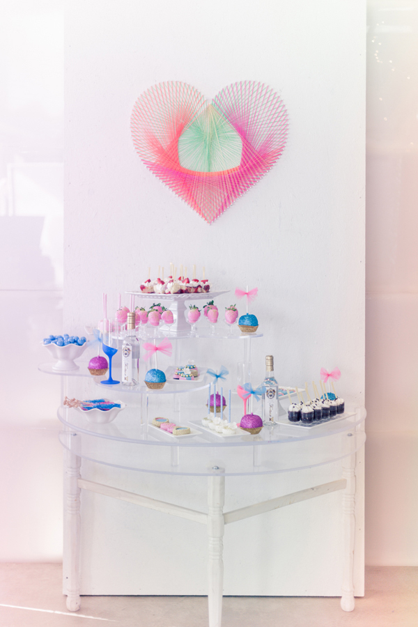 neon-wedding-ideas-erika-layne-photography-munaluchi-044
