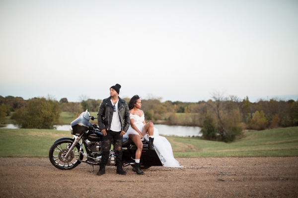 angelique-marcus-amy-hutchinson-memphis-engagement-session0117