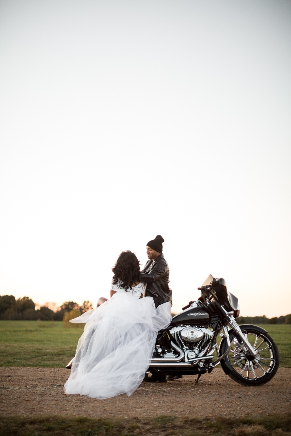 angelique-marcus-amy-hutchinson-memphis-engagement-session0121