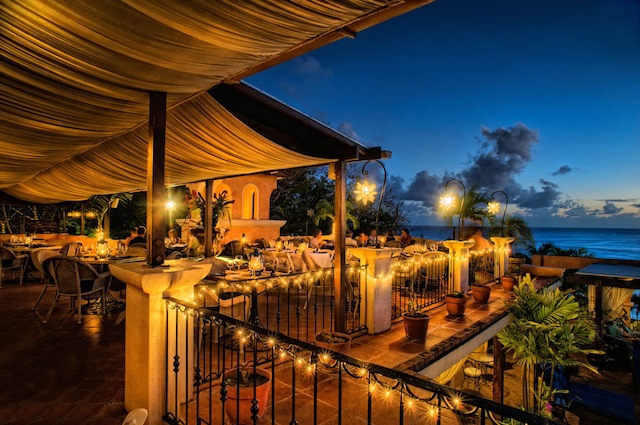 Cafe Luna