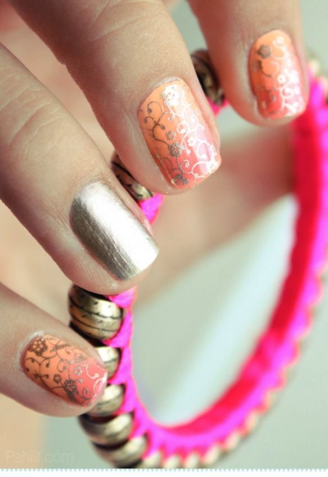 peach_and_gold_nail_art