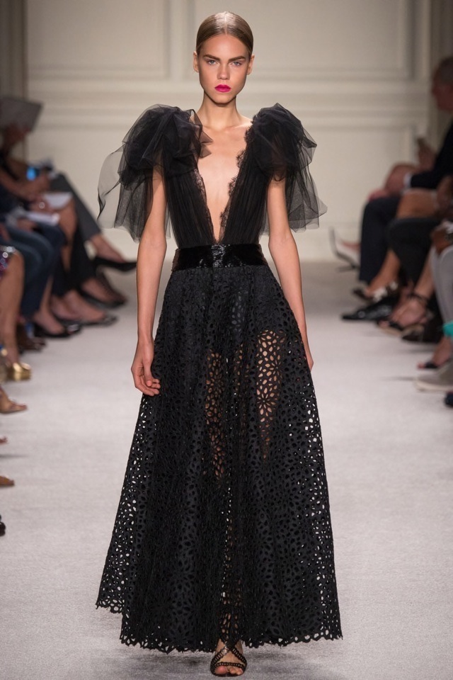 marchesa_nyfw_spring_2016_black_gown