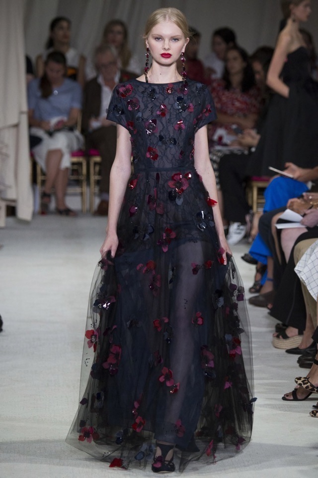 oscar_de_la_renta_applique_gown