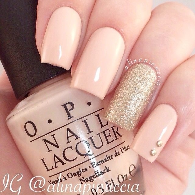 opi_mrandmrs_gold_nail_design