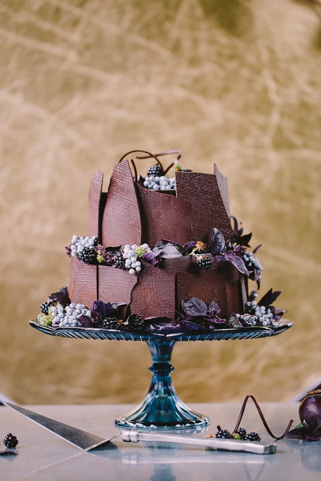 chocolatecakebybakerynouveau_100layercake