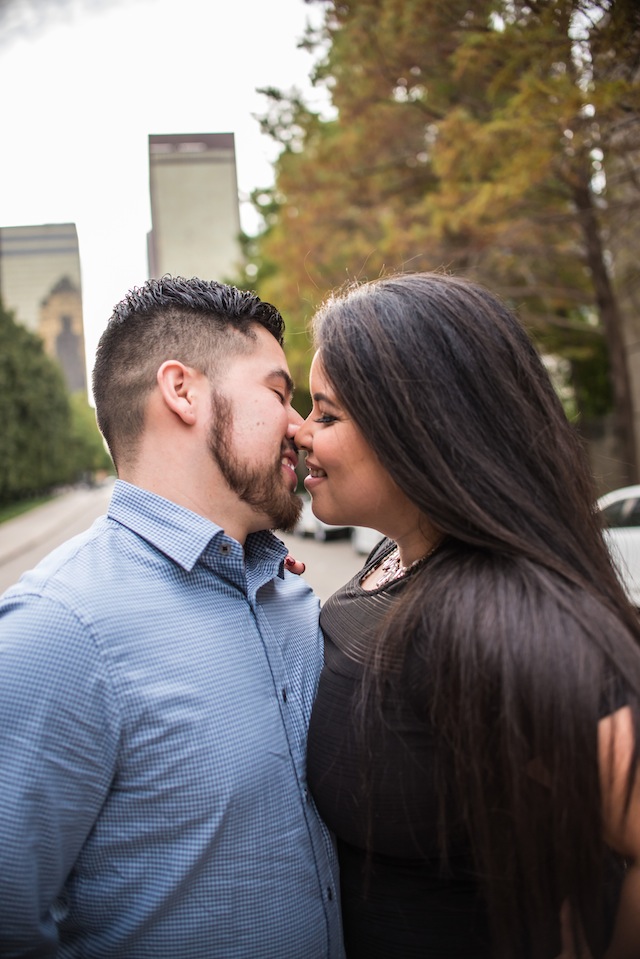 downtown-dallas-park-engagement-session-brianna-dickson-photography-natasha-eric-18