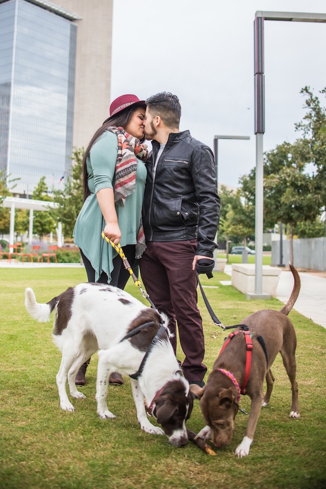 downtown-dallas-park-engagement-session-brianna-dickson-photography-natasha-eric-7