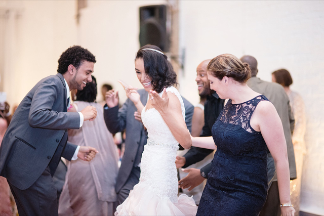 literary-philadelphia-wedding-clever-girl-photography-kristina-eric-42