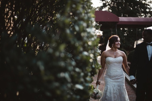 CheeksVasil_Cheeks_Amanda_Sutton_Photography_Couple71_low wedding in high point