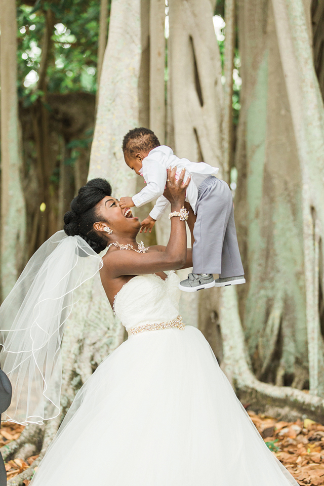 haitian-wedding-munaluchi-natural-hair-bride-roselyn-teri_089