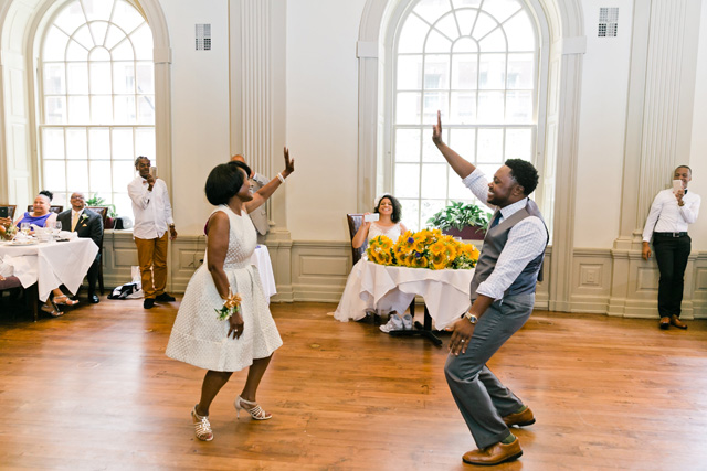 blue-yellow-philadelphia-wedding-veronica-david-terri-baskin-photography246