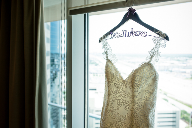 lavender-gold-wedding-in-houston-tx-rozanna-efe-grif-kolberg-photograhpy-dconcierge736