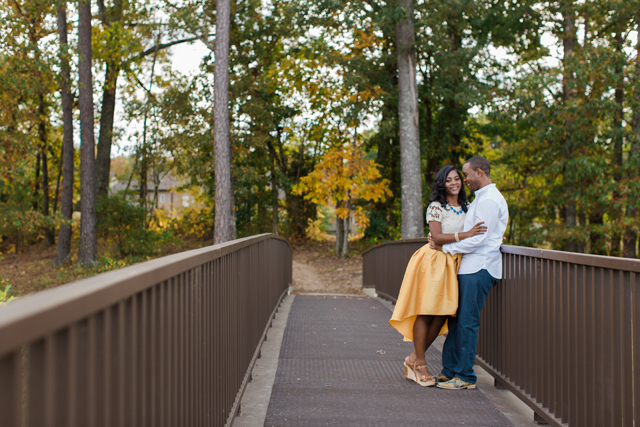 cute-engagement-session-alabama-elledanielle-munaluchi010