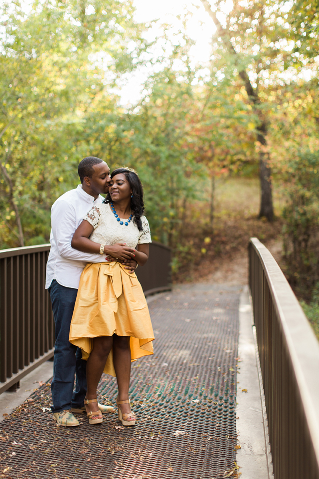 cute-engagement-session-alabama-elledanielle-munaluchi025