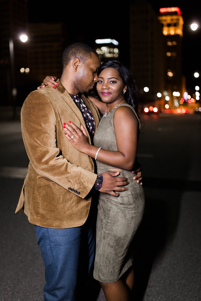cute-engagement-session-alabama-elledanielle-munaluchi030