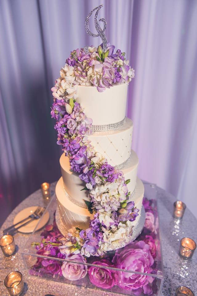 Cake flowers