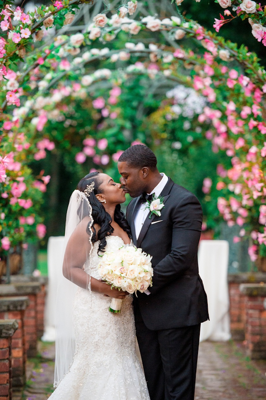 Brifu_Brifu_PhotographybyLeandra_KrystalandFrankMarried461_low