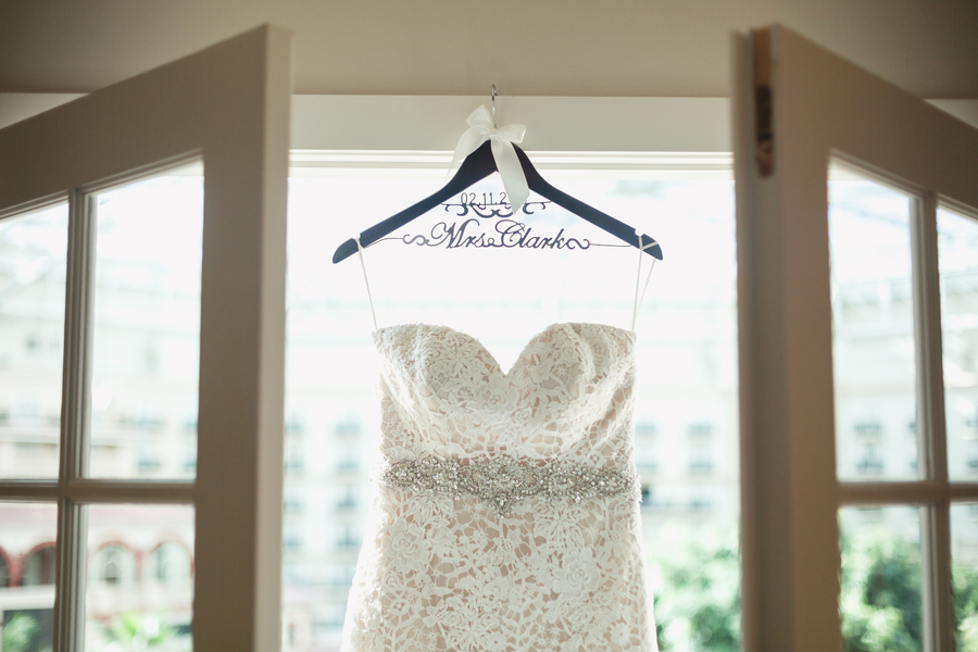 Evans_Clark_CapturedbyEllePhotoVideo_CourtneyMikeWedding2111741_low