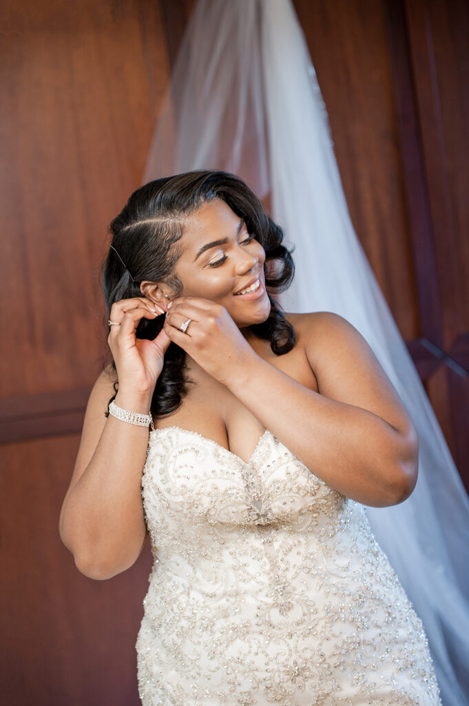 Ashley and Rodney wedding_munaluchi_munaluchi bride_multicultural_brides of color_21