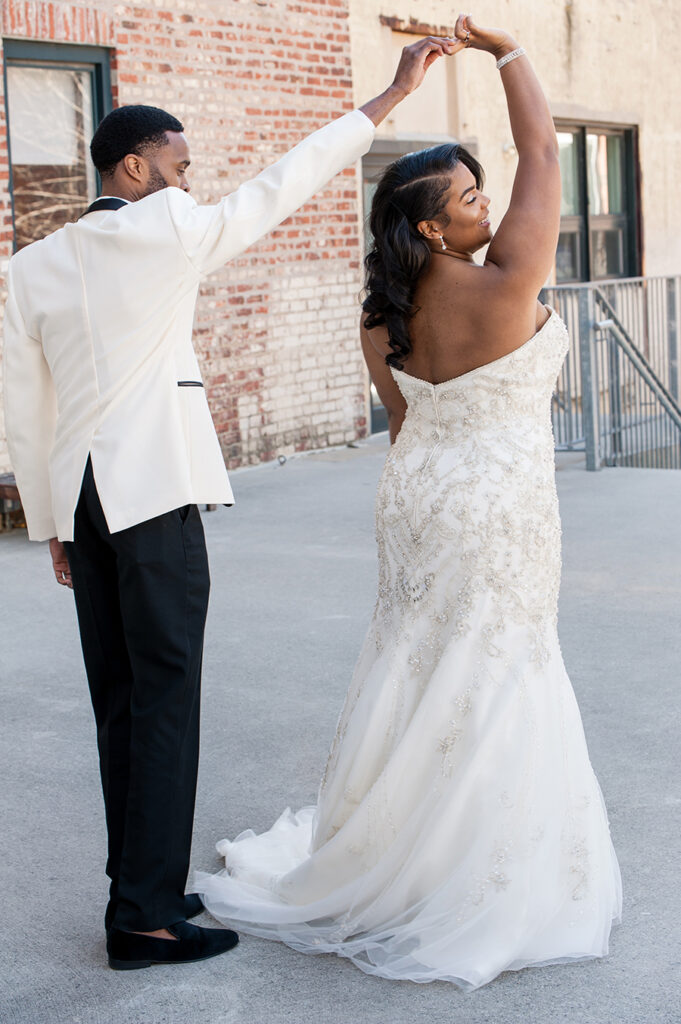 Ashley and Rodney wedding_munaluchi_munaluchi bride_multicultural_brides of color_35