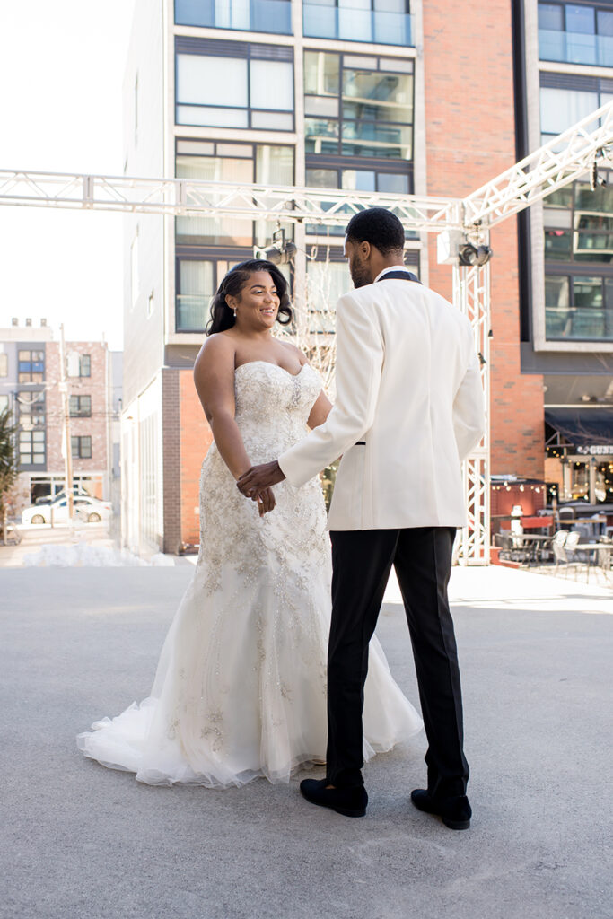 Ashley and Rodney wedding_munaluchi_munaluchi bride_multicultural_brides of color_36