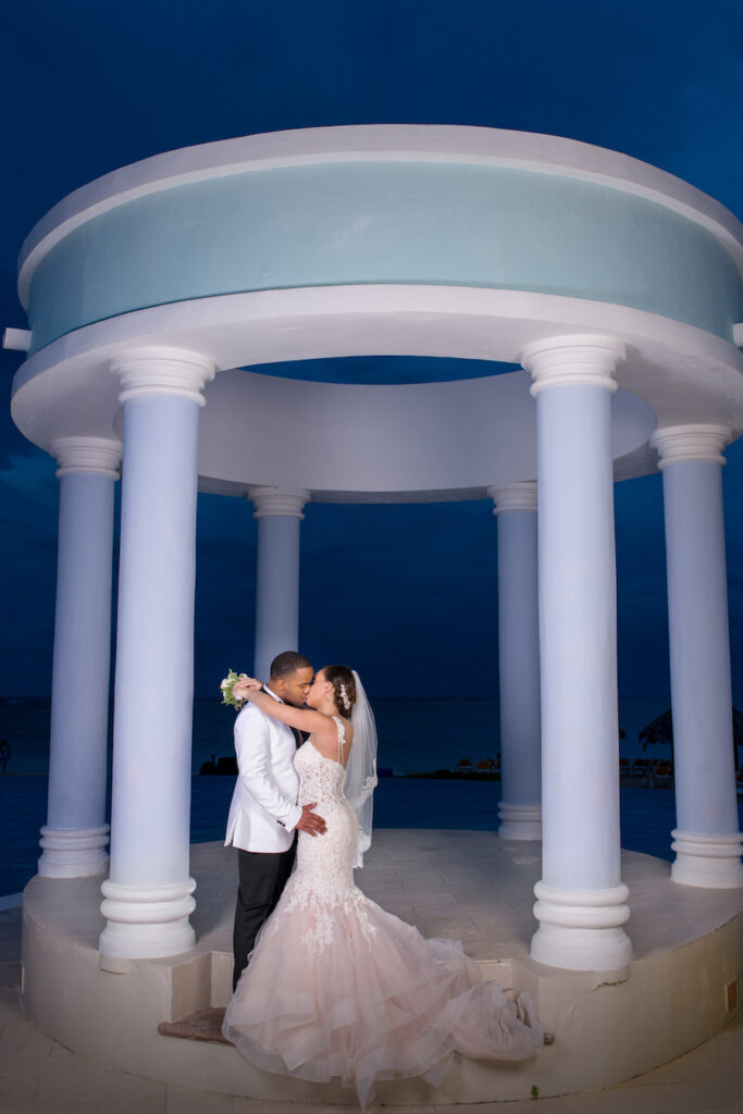 Sapphire and LaFayette_wedding_munaluchi_brides of color_black bride_munaluchi bride_multicultural_love126