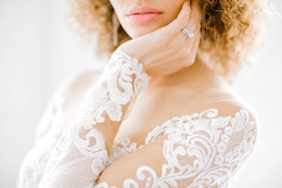 AndrewampTianna_NaturalFineArtMultiracialWeddingHistoricPostOfficeHamptonRoadsVAAndrewTiannaPhotography419_big