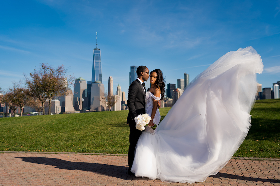 Crystal and Akil_wedding_munaluchi_multicultural love_brides of color_munaluchi bride35