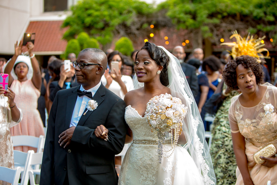 Eleanor and Taylor_Teshorn Jackson Photography_MunaLuchi_MunaLuchi Bride_Brides of color_multicultural love_munaluchi115