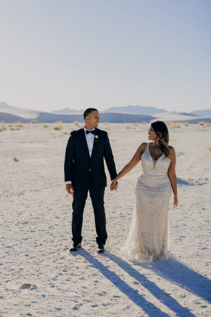 Engagement session at White Sands, New Mexico