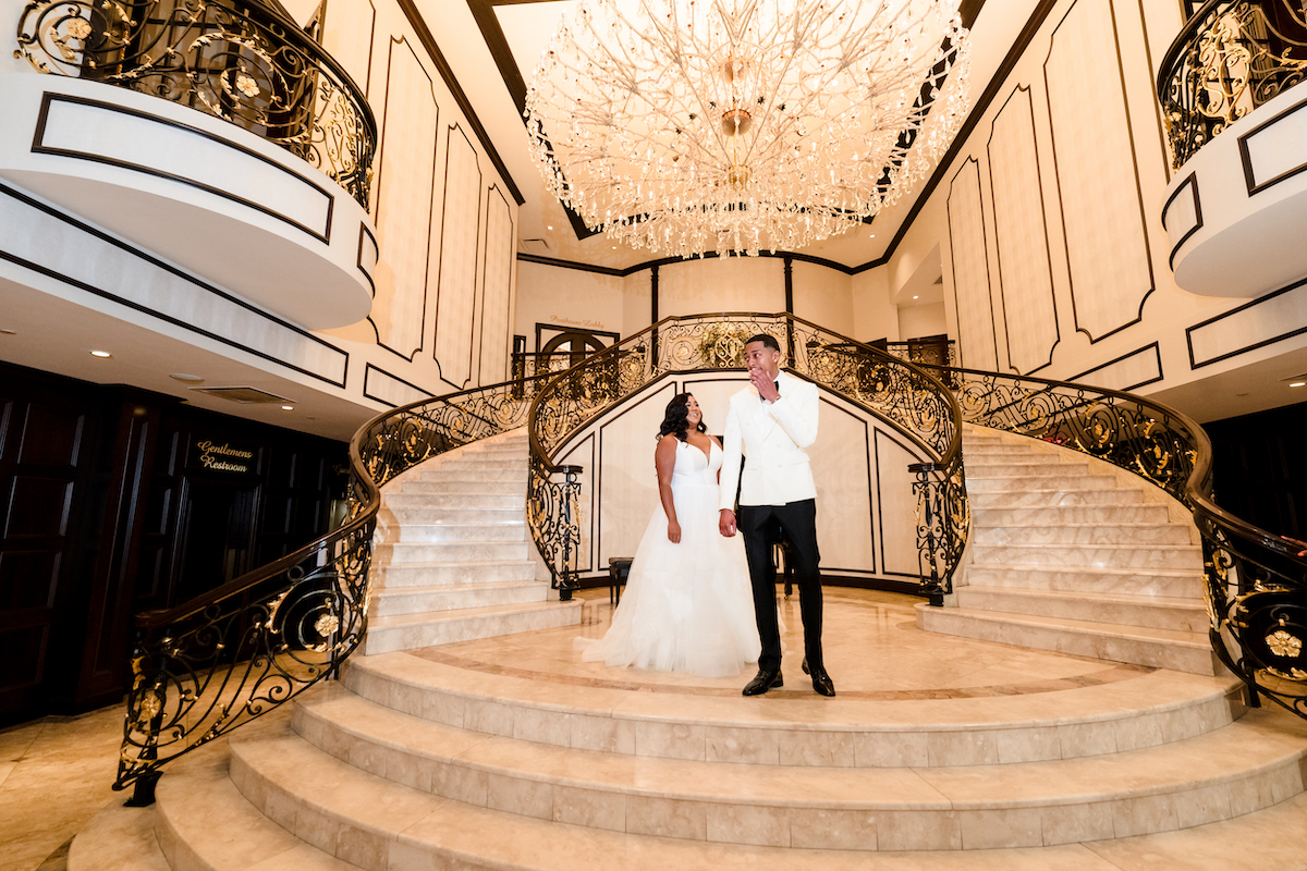 College sweethearts share emotional first look at their New York wedding