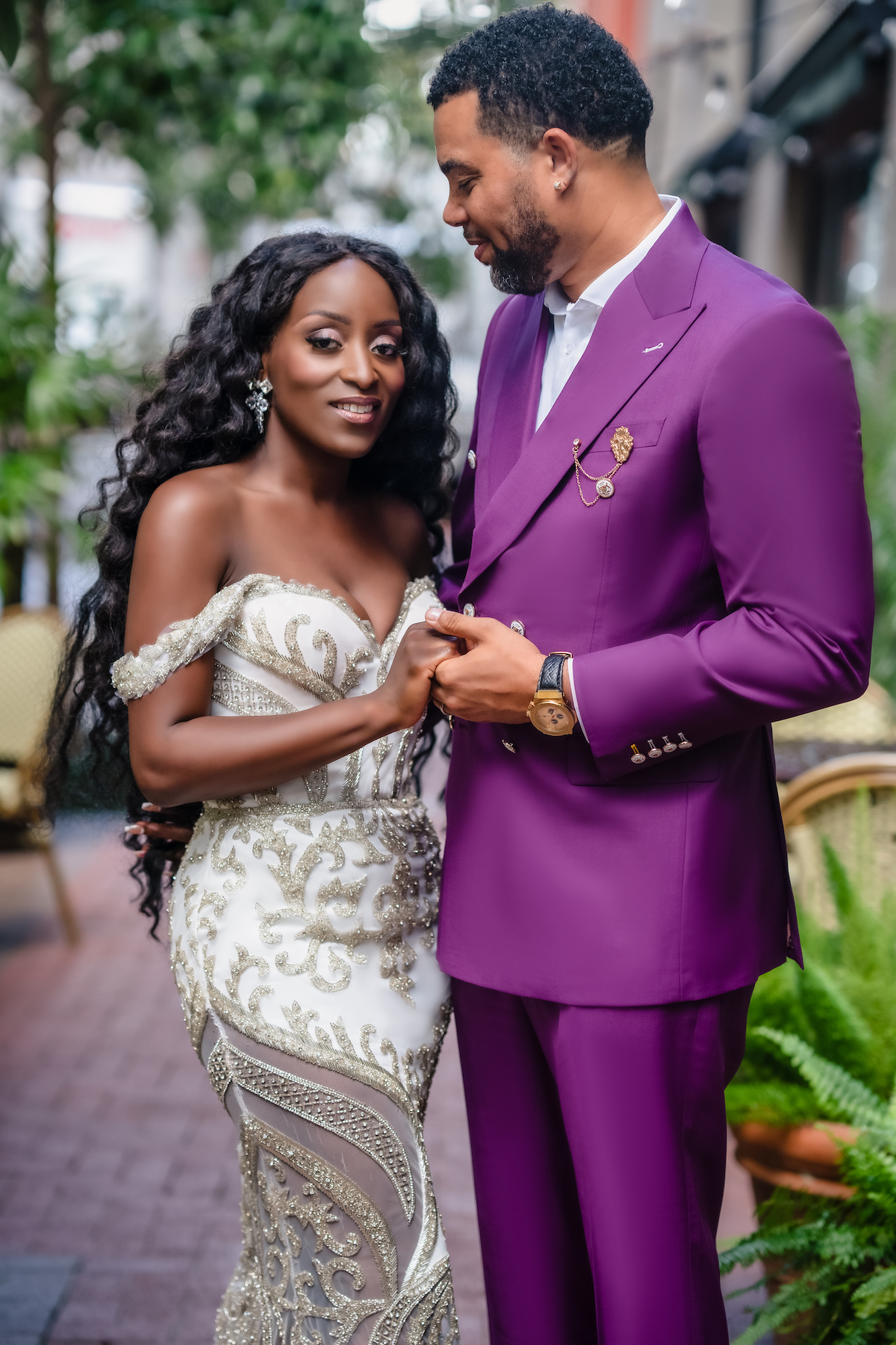 Vintage glam vow renewal in New Orleans celebrates 20 years of love!